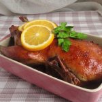 Рождественский гусь с яблоками