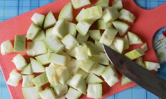 Подлива без мяса к любому гарниру: 5 очень вкусных рецептов