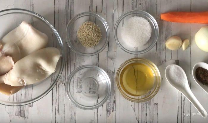Салат с кальмарами — 12 самых вкусных и простых рецептов