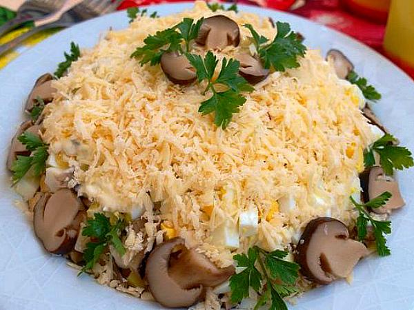 Салат с жареными шампиньонами — 7 рецептов вкусного салата