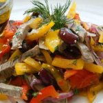Салат с консервированной фасолью. 11 очень вкусных рецептов