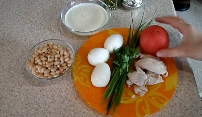 Салат с консервированной фасолью. 11 очень вкусных рецептов