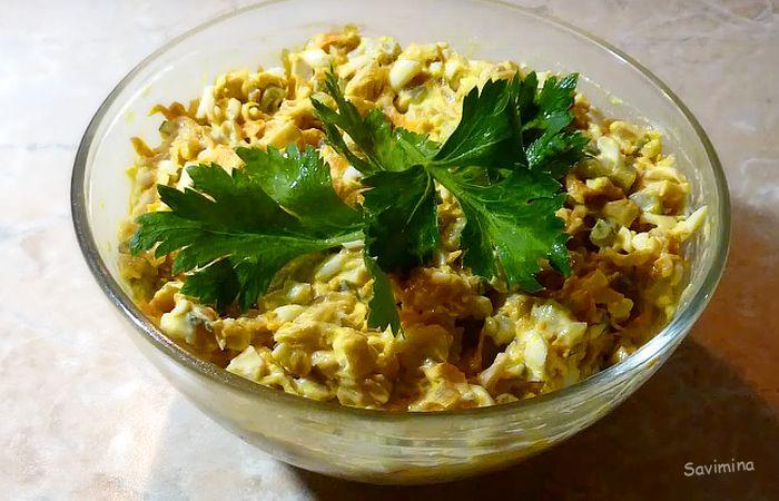 Салат с кальмарами — 12 самых вкусных и простых рецептов