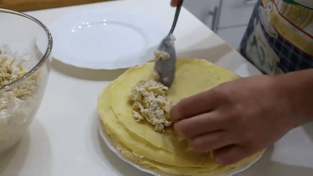 Поделки из блинов на Масленицу своими руками: чучело, кукла, различные фигурки и украшения для масленичного стола
