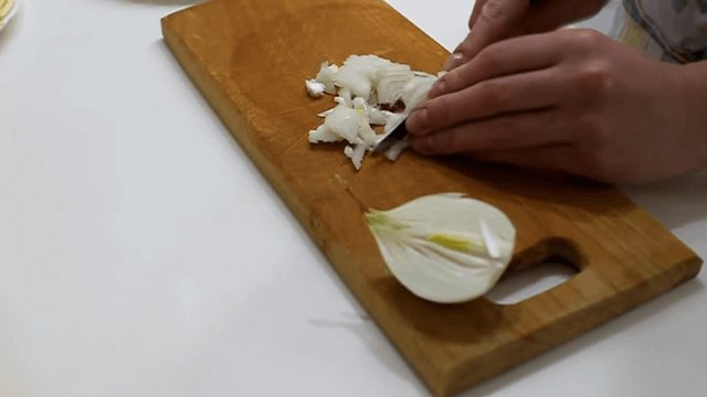 Поделки из блинов на Масленицу своими руками: чучело, кукла, различные фигурки и украшения для масленичного стола