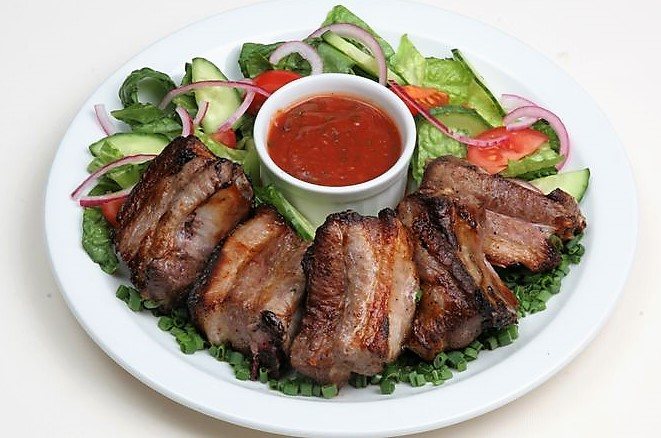 Какое мясо выбрать для шашлыка, как его правильно замариновать и пожарить