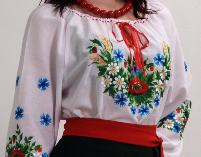 Стиль шебби шик в одежде с вышивкой