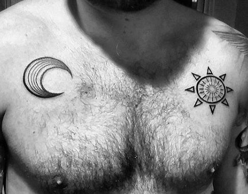 Тату солнце и луна на мужской груди, crazytattoo