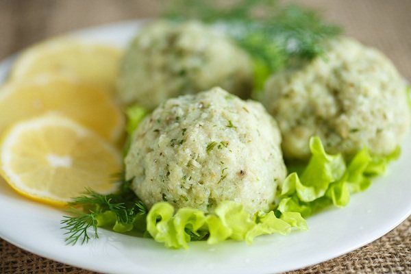 Рецепт детских тефтелей из индейки в соусе. Вкусное и диетическое блюдо из индейки – тефтели с подливкой