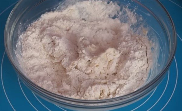 Тесто для пиццы — 10 простых и вкусных рецептов в домашних условиях