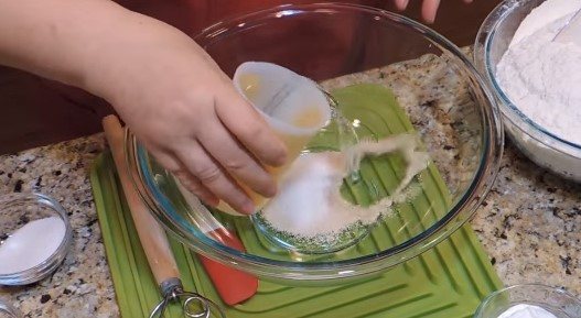 Как приготовить вкусное тесто для пирога — 9 способов!