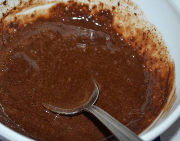 Торт из пряников без выпечки с бананом и сметаной