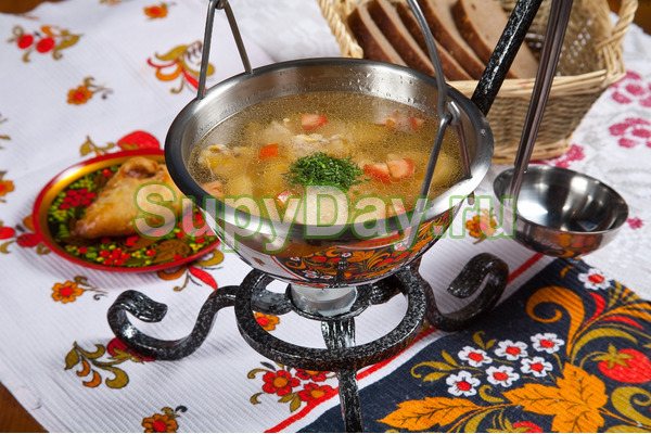 Уха с макаронами