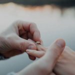 Укрепляет любовные узы
