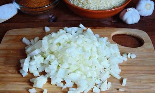 Рассыпчатый плов из свинины три рецепта на плите, в мультиварке и в казане на открытом огне
