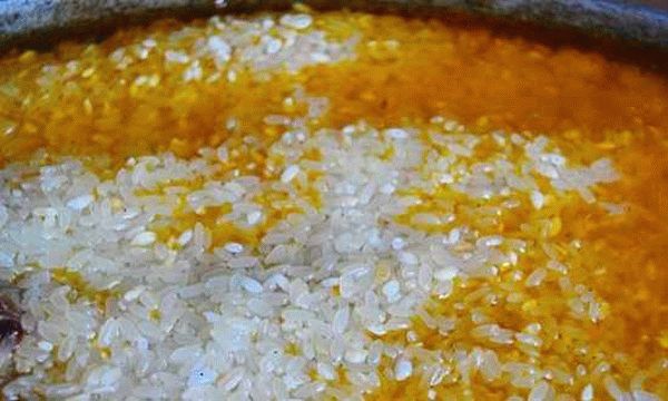 Рассыпчатый плов из свинины три рецепта на плите, в мультиварке и в казане на открытом огне