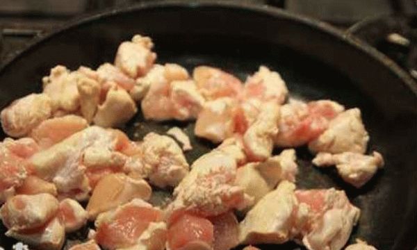 Рассыпчатый плов из свинины три рецепта на плите, в мультиварке и в казане на открытом огне