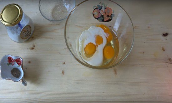 яйца с молоком