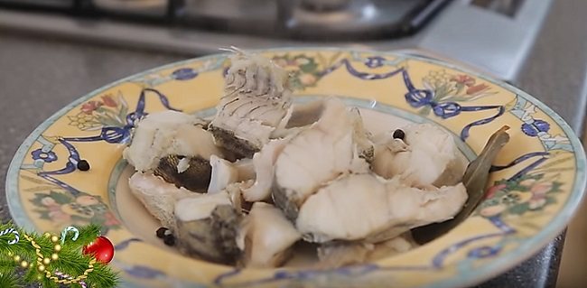 Заливное (холодец) из рыбы: 9 простых и вкусных рецептов заливной рыбы