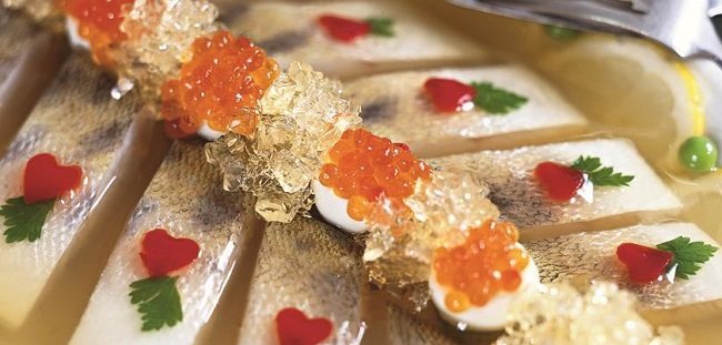 Заливное (холодец) из рыбы: 9 простых и вкусных рецептов заливной рыбы