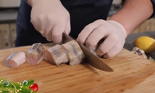 Заливное (холодец) из рыбы: 9 простых и вкусных рецептов заливной рыбы