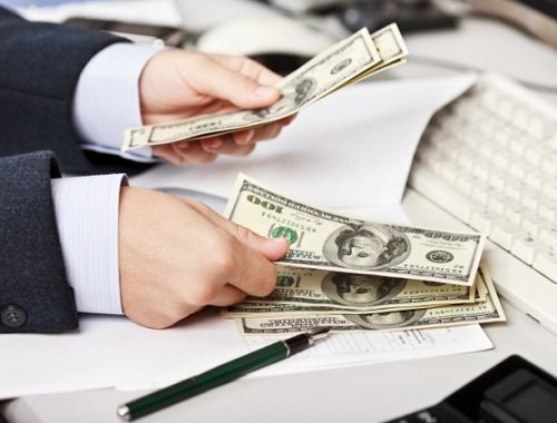 Почему мужчины жадные? Что делать если мужчина жмот?