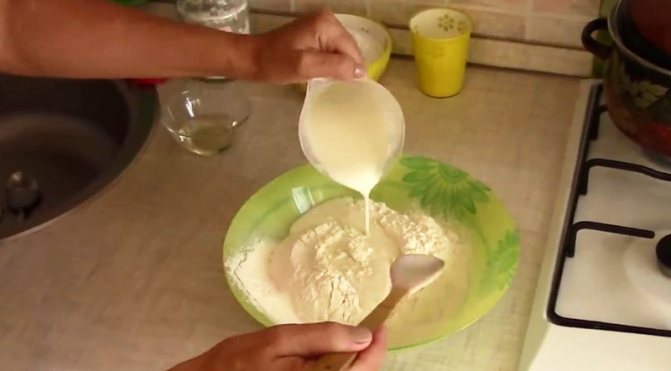 жареные пирожки без дрожжей и без яиц
