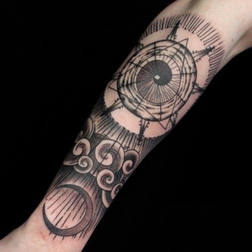 Значение тату с луной, CrazyTattoo